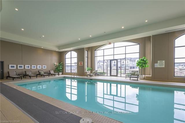 404 - 240 Villagewalk Blvd, Condo with 3 bedrooms, 2 bathrooms and 1 parking in London ON | Image 30
