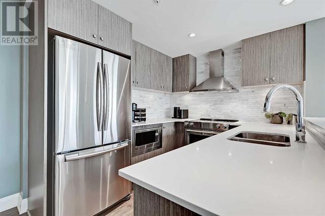 2306, - 930 6 Avenue Sw, Condo with 2 bedrooms, 2 bathrooms and 1 parking in Calgary AB | Image 4