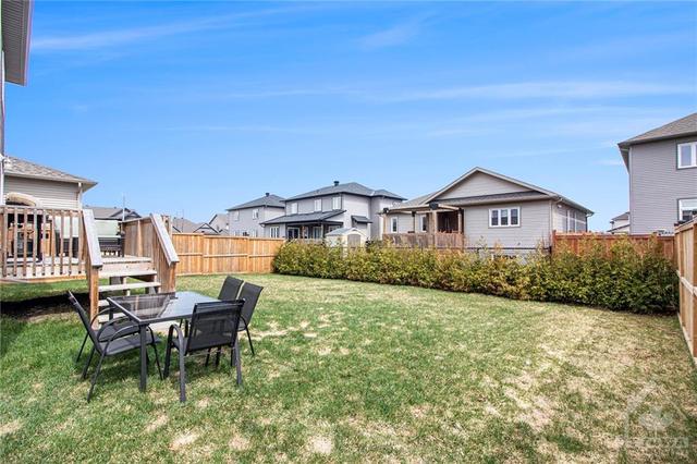 172 Station Trail, House detached with 3 bedrooms, 3 bathrooms and 4 parking in Russell ON | Image 21