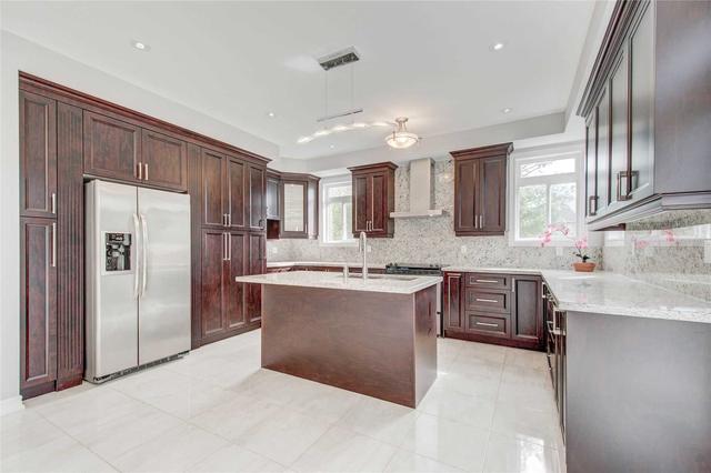 82 Sapphire Dr, House detached with 5 bedrooms, 5 bathrooms and 6 parking in Richmond Hill ON | Image 18