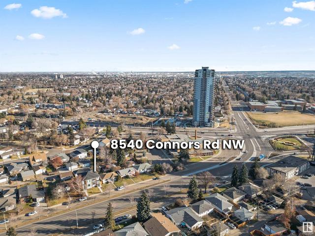 8540 Connors Rd Nw Nw, House semidetached with 4 bedrooms, 3 bathrooms and null parking in Edmonton AB | Image 3