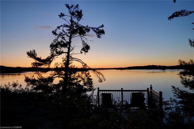 3054 Island C Tp3054 Island, House detached with 1 bedrooms, 1 bathrooms and null parking in Northeastern Manitoulin and the Islands ON | Image 3