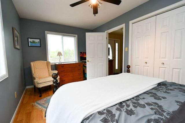 1881 Highway 127 Rd, House detached with 2 bedrooms, 1 bathrooms and 23 parking in Hastings Highlands ON | Image 16