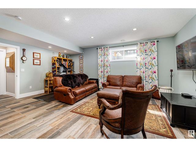 4018 Kennedy Cl Sw, House detached with 3 bedrooms, 3 bathrooms and null parking in Edmonton AB | Image 51