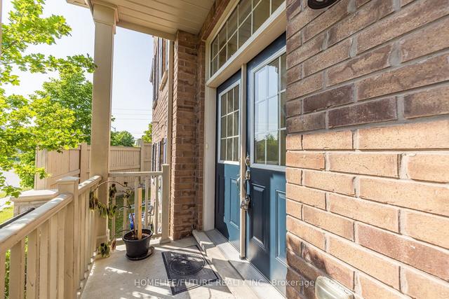 2 Sea Drifter Cres, House attached with 3 bedrooms, 3 bathrooms and 2 parking in Brampton ON | Image 21