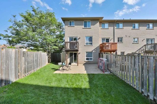 75 - 2280 Baronwood Dr, House attached with 3 bedrooms, 3 bathrooms and 3 parking in Oakville ON | Image 27