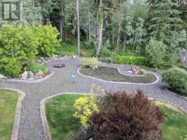 5904 Kovachich Drive, House detached with 4 bedrooms, 3 bathrooms and null parking in Prince George BC | Image 40