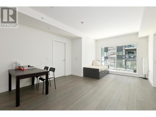 205 - 488 W 58th Avenue, Condo with 2 bedrooms, 2 bathrooms and 1 parking in Vancouver BC | Image 5