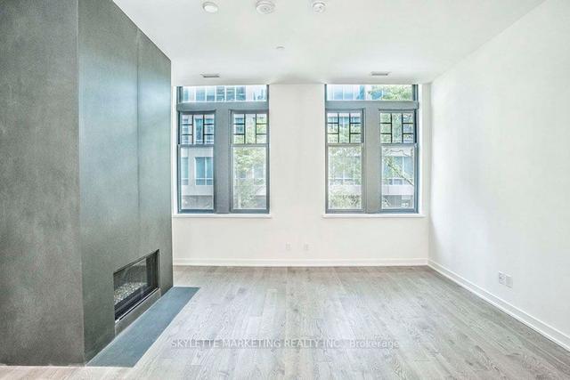 203 - 22 Lombard St, Condo with 2 bedrooms, 2 bathrooms and 1 parking in Toronto ON | Image 36