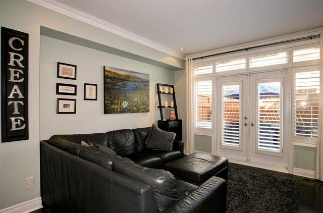 44 Furrow Lane, House attached with 3 bedrooms, 3 bathrooms and 2 parking in Toronto ON | Image 3