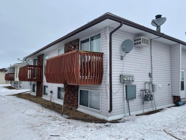 603 12 Avenue W, House detached with 2 bedrooms, 1 bathrooms and 4 parking in Hanna AB | Image 39