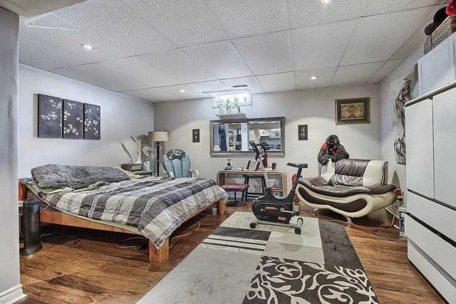 36 Genova Crt, House detached with 4 bedrooms, 4 bathrooms and 6 parking in Vaughan ON | Image 15