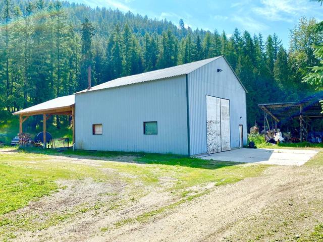 11325 Granby Road, House detached with 4 bedrooms, 3 bathrooms and null parking in Kootenay Boundary D BC | Image 49