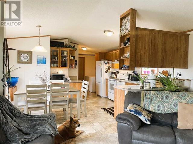 53066 Twp Rd 864, Home with 3 bedrooms, 2 bathrooms and 20 parking in Clear Hills AB | Image 14