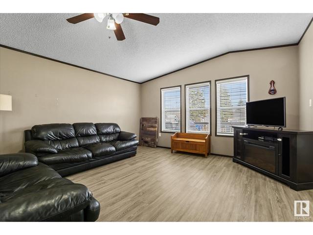 5407 45 St, House other with 3 bedrooms, 2 bathrooms and null parking in Redwater AB | Image 9