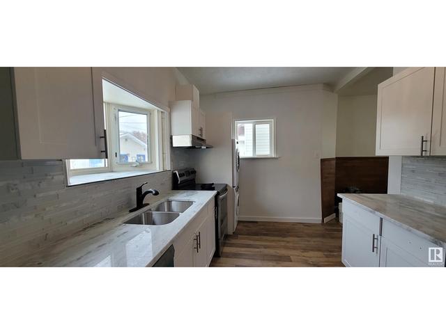11243 90 St Nw, House detached with 3 bedrooms, 2 bathrooms and null parking in Edmonton AB | Image 5