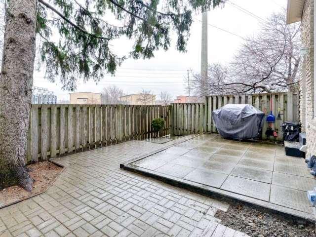 57 - 2315 Bromsgrove Rd, Townhouse with 3 bedrooms, 2 bathrooms and 1 parking in Mississauga ON | Image 21