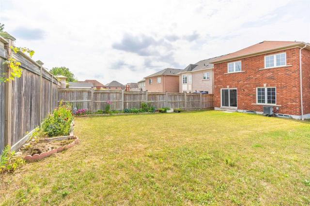 25 Feint Dr, House detached with 4 bedrooms, 3 bathrooms and 2 parking in Ajax ON | Image 18
