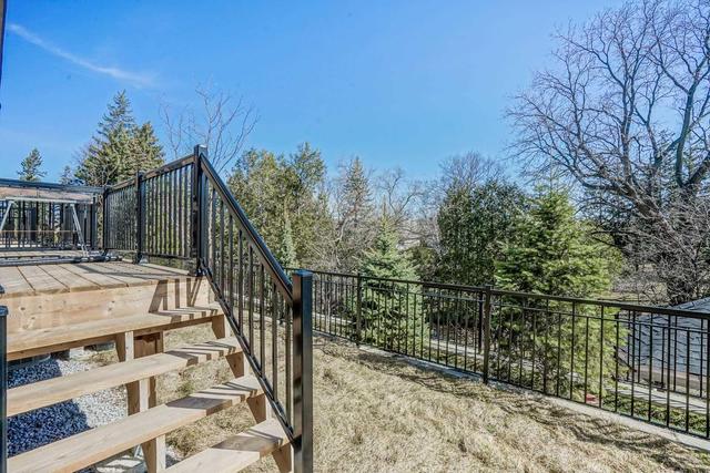 61 Kenneth Wood Cres, House attached with 4 bedrooms, 4 bathrooms and 1 parking in Toronto ON | Image 20