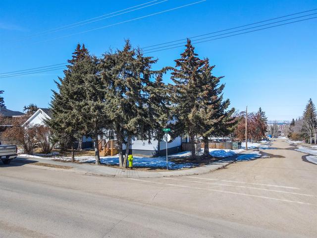 5104 47 Avenue, House detached with 3 bedrooms, 1 bathrooms and 2 parking in Sylvan Lake AB | Image 28