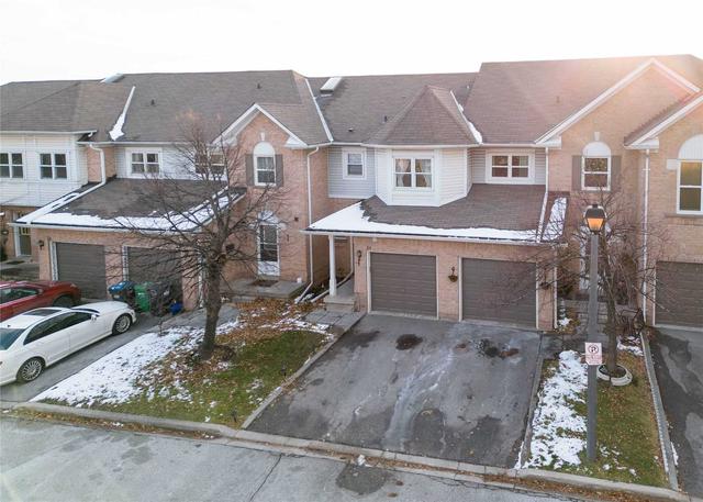 34 Brisbane Crt, Townhouse with 3 bedrooms, 3 bathrooms and 2 parking in Brampton ON | Image 28