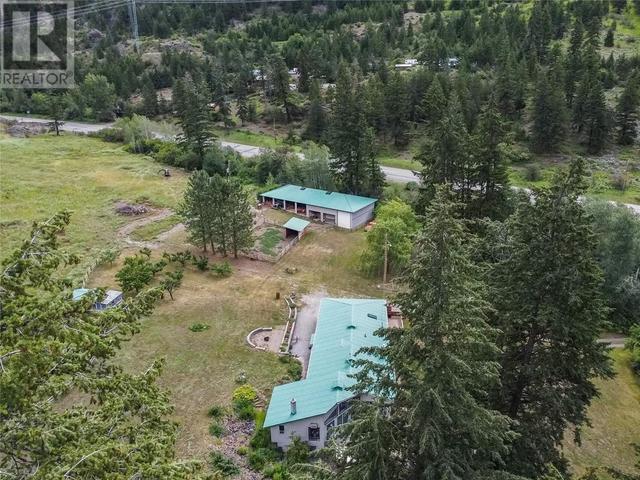 1196 Hwy 3a, House detached with 3 bedrooms, 2 bathrooms and 3 parking in Okanagan Similkameen G BC | Image 4