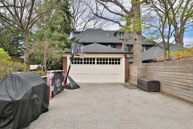 295 Inglewood Dr, House detached with 5 bedrooms, 5 bathrooms and 4 parking in Toronto ON | Image 28