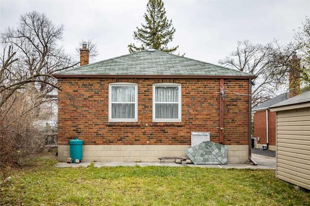 20 Lewiston Rd, House detached with 3 bedrooms, 1 bathrooms and 4 parking in Toronto ON | Image 27
