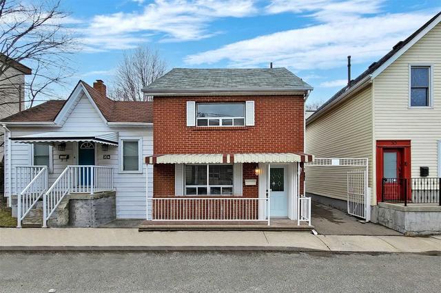 22 Abbs St, House semidetached with 3 bedrooms, 3 bathrooms and 4 parking in Toronto ON | Image 20