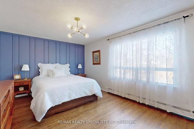 3 Crawley Dr, House detached with 4 bedrooms, 4 bathrooms and 5 parking in Brampton ON | Image 8