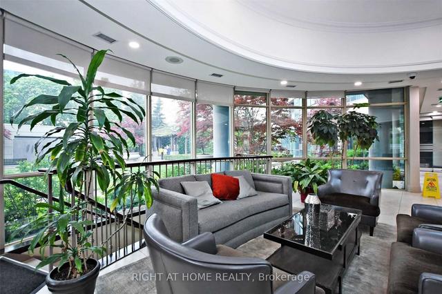 2002 - 30 Harrison Garden Blvd, Condo with 2 bedrooms, 2 bathrooms and 2 parking in Toronto ON | Image 12