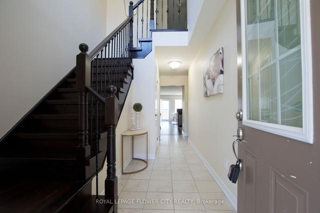 173 Law Dr, House attached with 3 bedrooms, 3 bathrooms and 3 parking in Guelph ON | Image 36
