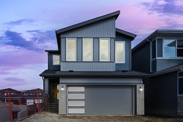 614 Creekstone Circle Sw, House detached with 7 bedrooms, 4 bathrooms and 6 parking in Calgary AB | Image 1