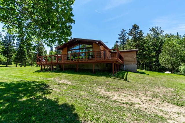 455 North Baptiste Lake Rd, House detached with 3 bedrooms, 3 bathrooms and 10 parking in Hastings Highlands ON | Image 34