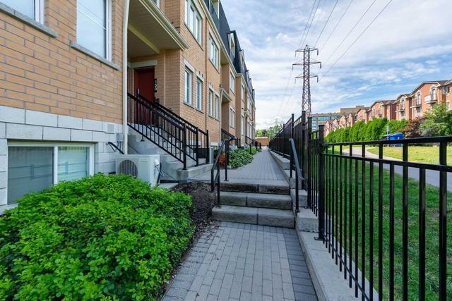 130 - 390 Hopewell Ave, Townhouse with 1 bedrooms, 2 bathrooms and 1 parking in Toronto ON | Image 26