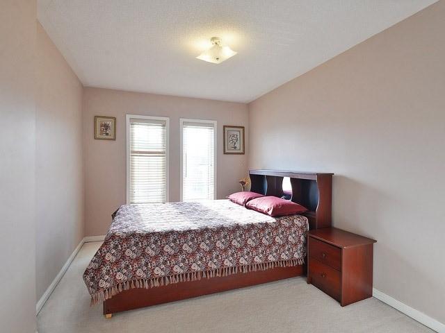 86 Whiteface Cres, House semidetached with 3 bedrooms, 3 bathrooms and 2 parking in Brampton ON | Image 14