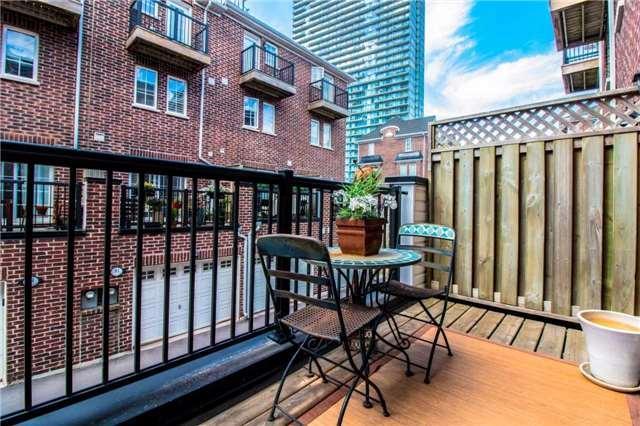 Th42 - 99 The Queensway Ave, Townhouse with 3 bedrooms, 3 bathrooms and 1 parking in Toronto ON | Image 20