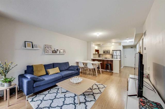 803 - 21 Carlton St, Condo with 1 bedrooms, 1 bathrooms and 1 parking in Toronto ON | Image 5