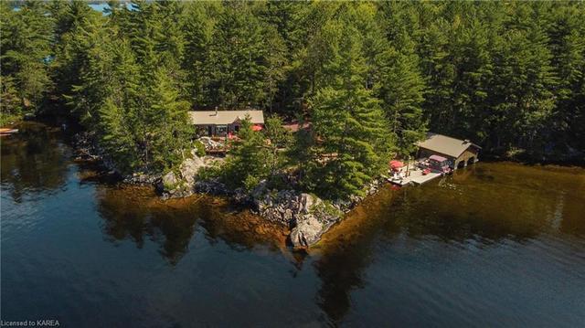 890 Mazinaw Lake, House detached with 2 bedrooms, 1 bathrooms and null parking in North Frontenac ON | Image 30