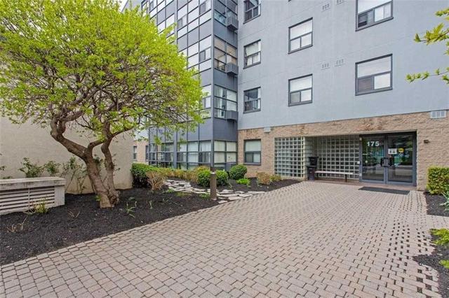 205 - 175 Hunter Street E, Condo with 2 bedrooms, 1 bathrooms and null parking in Hamilton ON | Card Image
