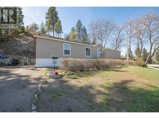 1502 46 Avenue, House other with 2 bedrooms, 2 bathrooms and 4 parking in Vernon BC | Image 3