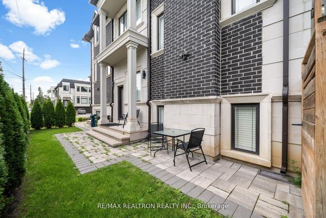 150 Norton Ave, House detached with 4 bedrooms, 5 bathrooms and 6 parking in Toronto ON | Image 26