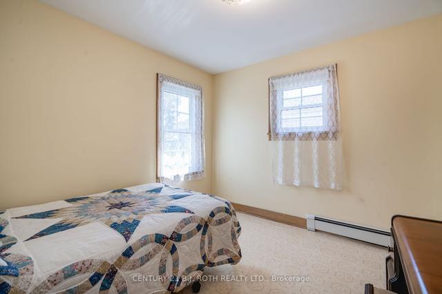 48 Poyntz St, House detached with 2 bedrooms, 2 bathrooms and 5 parking in Penetanguishene ON | Image 11