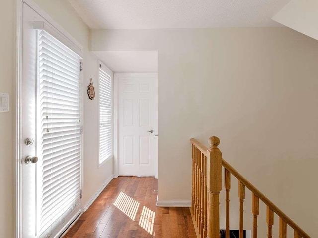 8 - 50 Mendelssohn St, Townhouse with 2 bedrooms, 2 bathrooms and 1 parking in Toronto ON | Image 11
