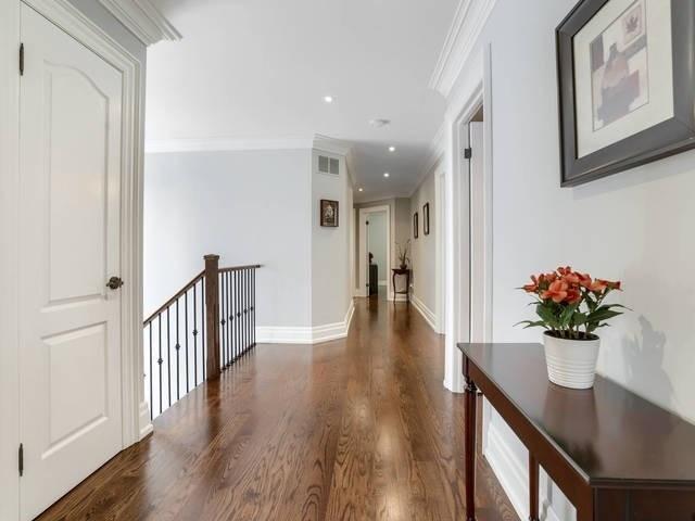 1080 Haig Blvd, House detached with 5 bedrooms, 5 bathrooms and 5 parking in Mississauga ON | Image 5