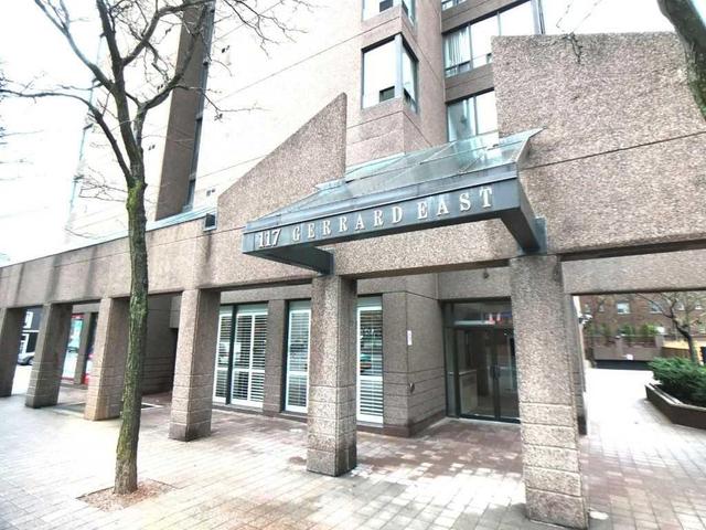 404 - 117 Gerrard St E, Condo with 1 bedrooms, 1 bathrooms and null parking in Toronto ON | Image 2