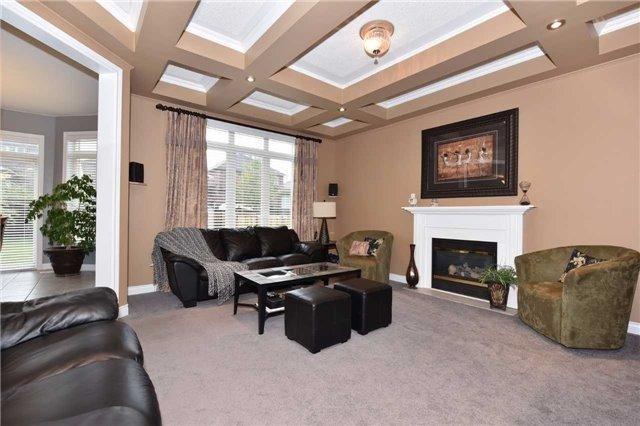 104 Root Cres, House detached with 4 bedrooms, 4 bathrooms and 2 parking in Ajax ON | Image 7