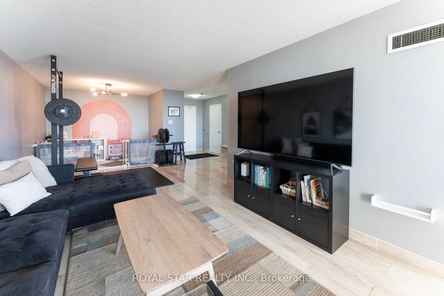 1608 - 3 Rowntree Rd, Condo with 2 bedrooms, 2 bathrooms and 1 parking in Toronto ON | Image 7