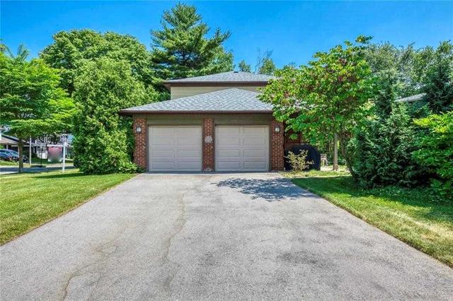 394 Rankin Dr, House detached with 4 bedrooms, 4 bathrooms and 4 parking in Burlington ON | Image 23