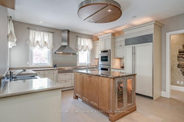 38 Holyrood Ave, House detached with 4 bedrooms, 6 bathrooms and 6 parking in Oakville ON | Image 21